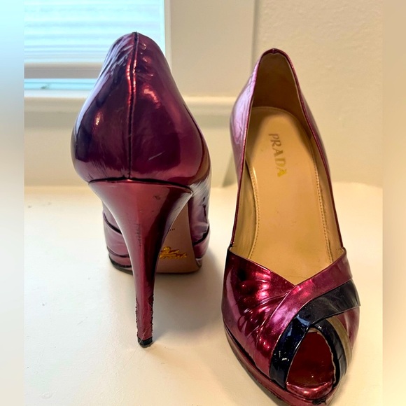 Prada Metallic Pink platform heels - Picture 2 of 6